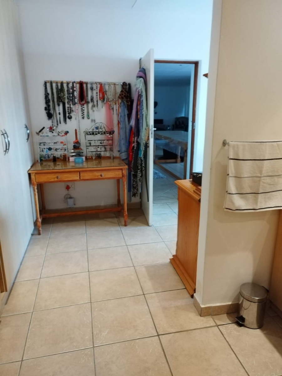 4 Bedroom Property for Sale in Dana Bay Western Cape